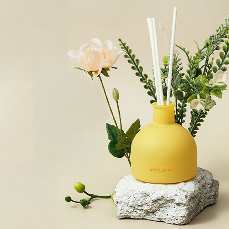 M&Scent sıcak satış lüks koku aroma esansiyel yağı kamış difüzörü, rattan çubuklarla