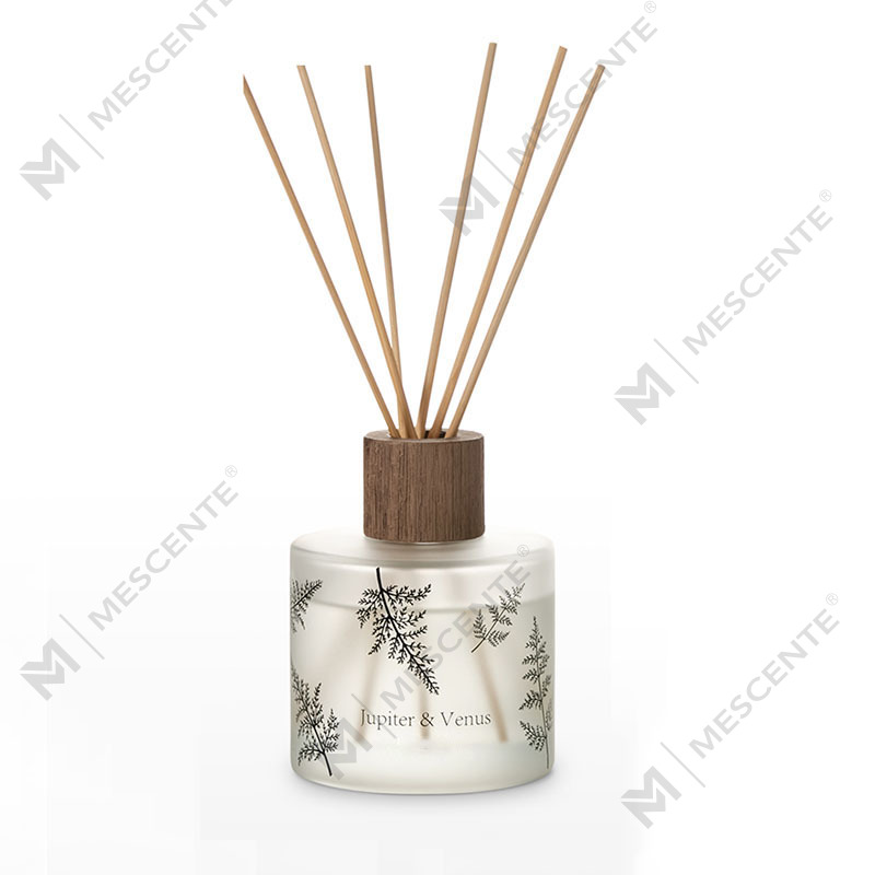 M & Scent Toptan Lüks Özel Dekoratif Amber Cam Ateşsiz Benzersiz Şeffaf Çiçek Aroma Kamış Difüzör