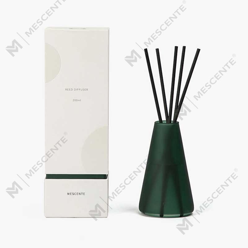 Toptan Oem 200 ml Lüks Kutu Ambalaj Rattan Çubukları Ev Koku Aroma Kamış Difüzör Hediye Seti