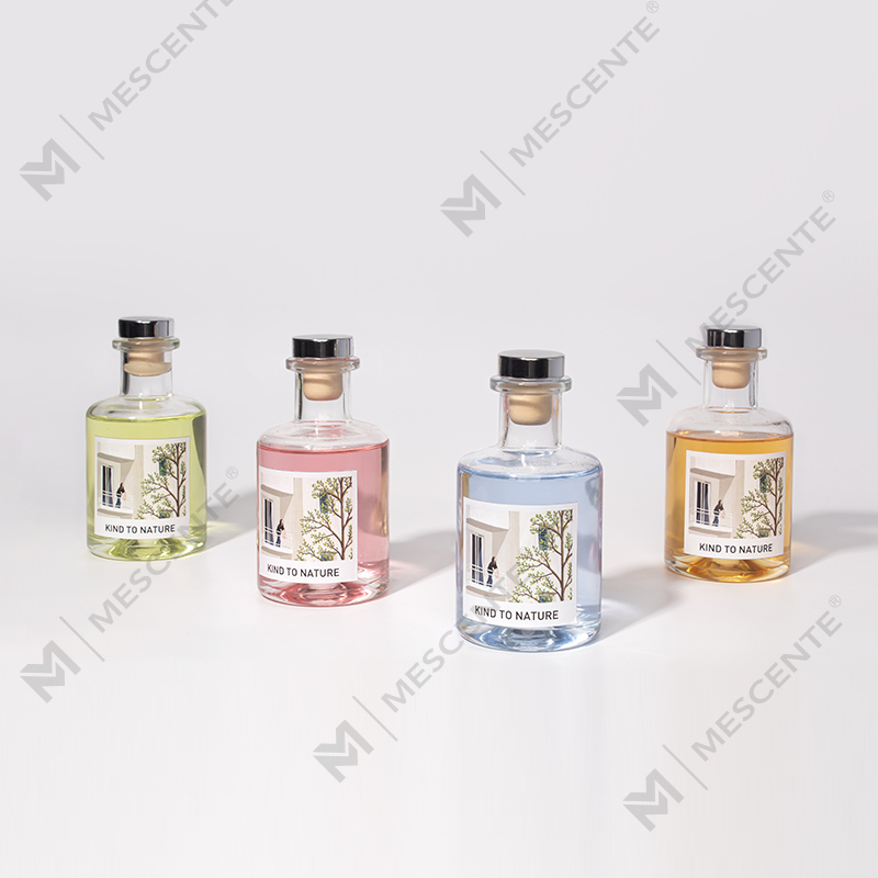 M&Scent Lüks 200ml Özelleştirilmiş Beyaz Şişe Ahşap Çubuklar Kamış Difüzör Kutulu