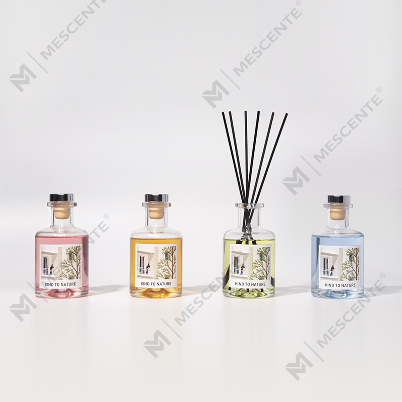 M&Scent Lüks 200ml Özelleştirilmiş Beyaz Şişe Ahşap Çubuklar Kamış Difüzör Kutulu