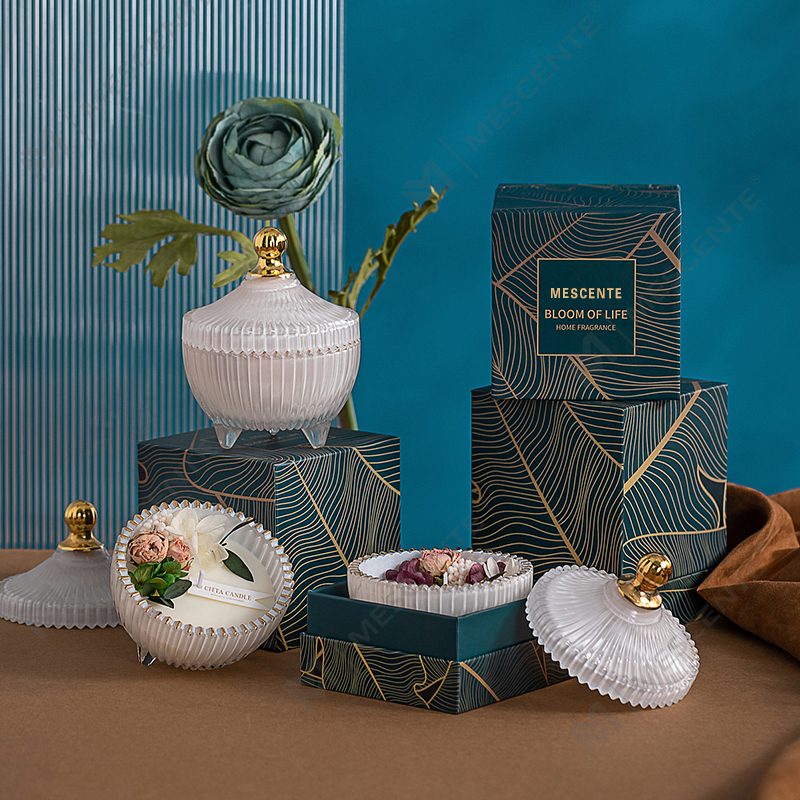 M&Scent Toptan Ucuz Özelleştirilmiş Lüks Özel Etiket Sütun Kokulu Soya Balmumu Ahşap Fitil Aroma Mum